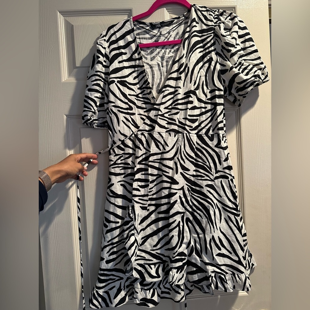 Zara animal / zebra print wrap dress size M